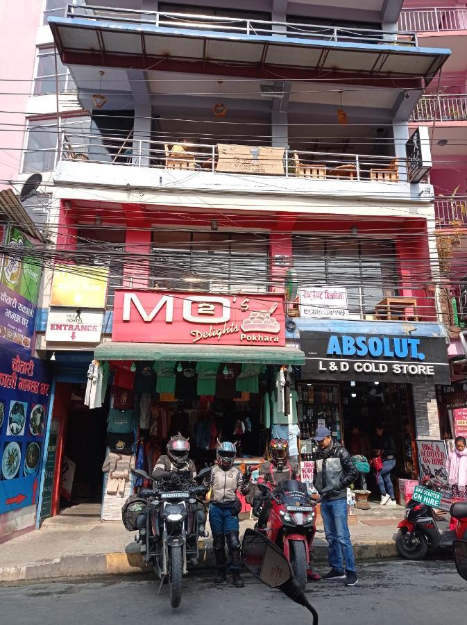 Paila Hostel Lakeside Pokhara Exterior foto